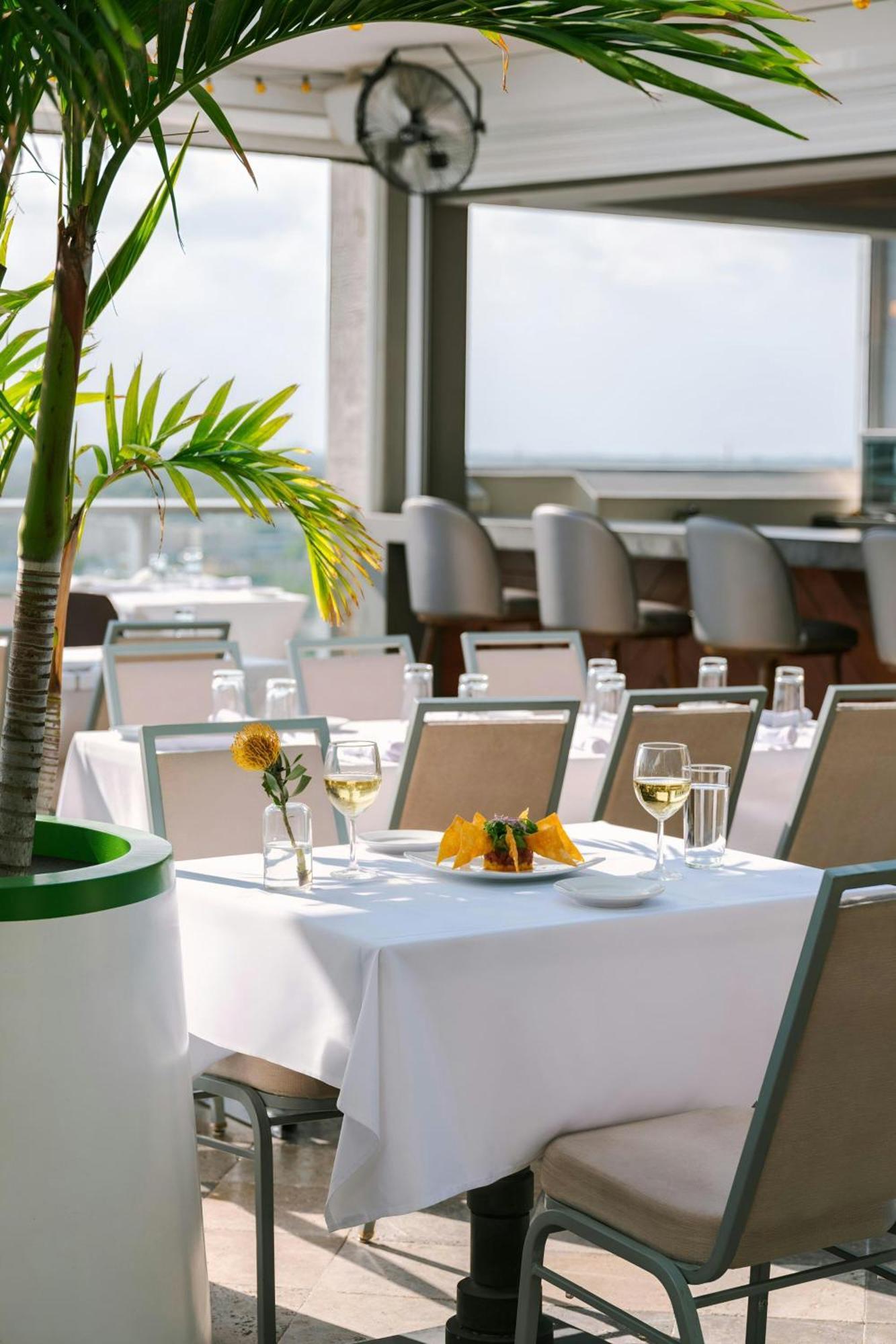 The Circ Hotel Hollywood, Sonder By Marriott Bonvoy Экстерьер фото