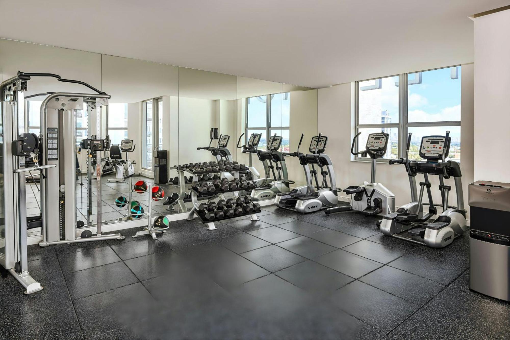 The Circ Hotel Hollywood, Sonder By Marriott Bonvoy Экстерьер фото